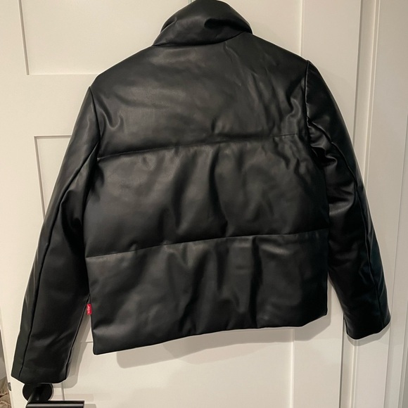 Levi’s faux leather puffer jacket - Picture 7 of 8